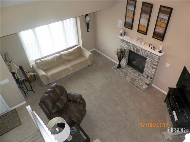 2812 Troutwood Dr, Fort Wayne, IN 46818 photo 4