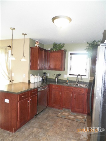 2812 Troutwood Dr, Fort Wayne, IN 46818 photo 6