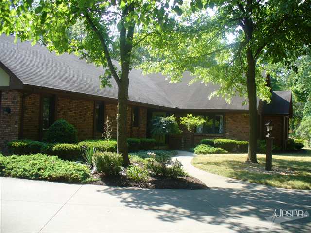 10916 Rollingwood Pl, Fort Wayne, IN 46845 photo 2