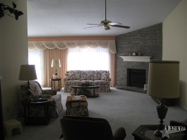 6419 Winchester Rd, Fort Wayne, IN 46819 photo 3