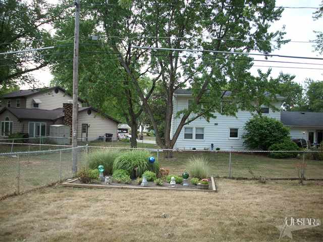 6950 Blackhawk Ln, Fort Wayne, IN 46815 photo 4