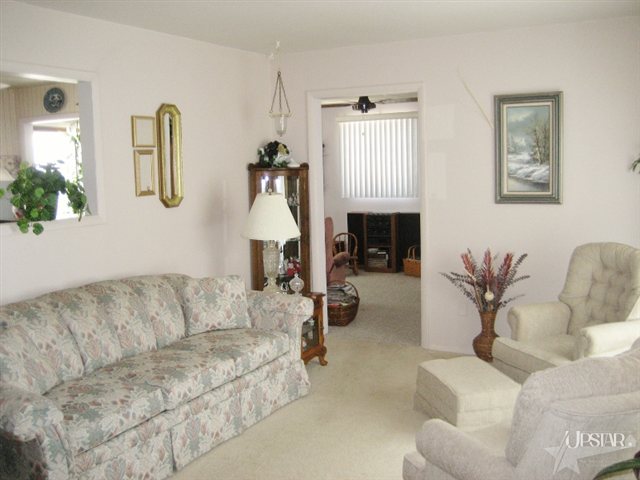 1506 Pacific Dr, Fort Wayne, IN 46819 photo 4