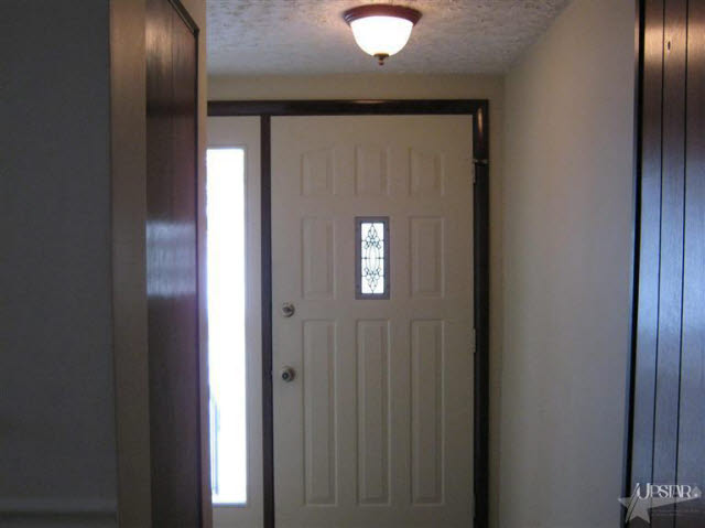 7819 E 200 N, Craigville, IN 46731 photo 2