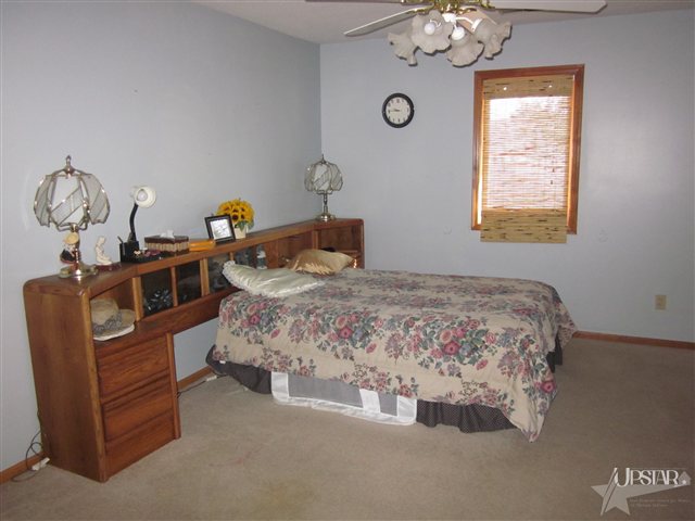 613 Copperfield Dr, Fort Wayne, IN 46825 photo 10