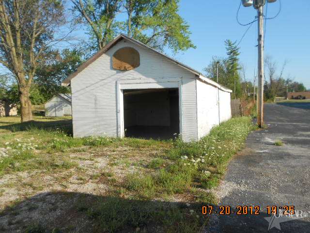 1826 Seddlemeyer Ave, Fort Wayne, IN 46816 photo 2