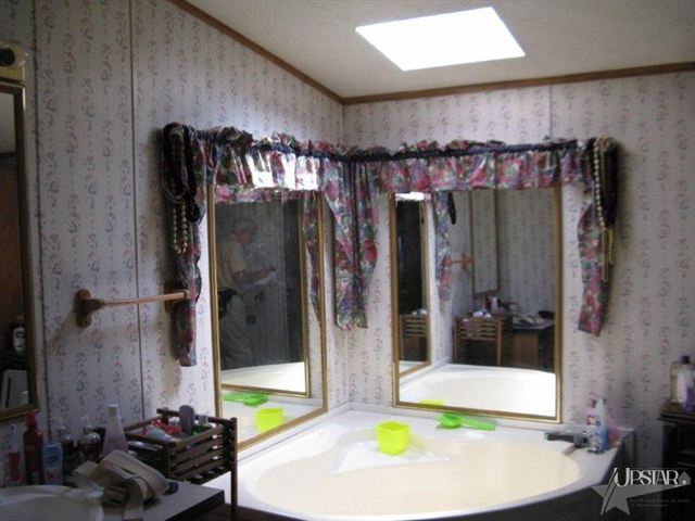 2806 Stinson Dr, Fort Wayne, IN 46816 photo 7