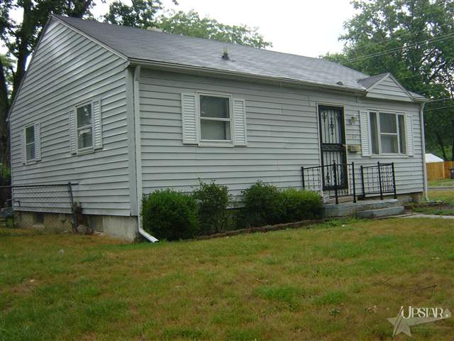 4904 Smith St, Fort Wayne, IN 46806 photo 2