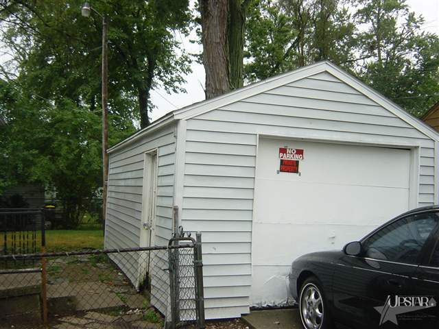 4904 Smith St, Fort Wayne, IN 46806 photo 5