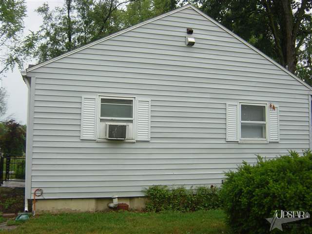 4904 Smith St, Fort Wayne, IN 46806 photo 3