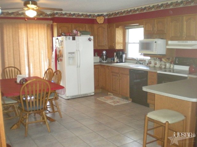 1016 E 900 N, Ossian, IN 46777 photo 4