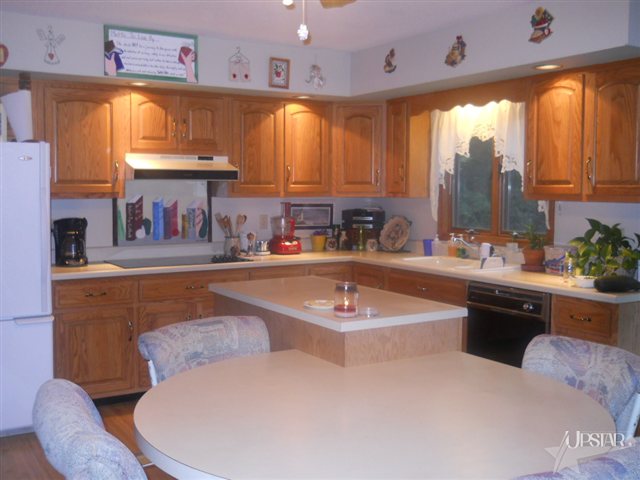 533 S Meridian Rd, Huntington, IN 46750 photo 1