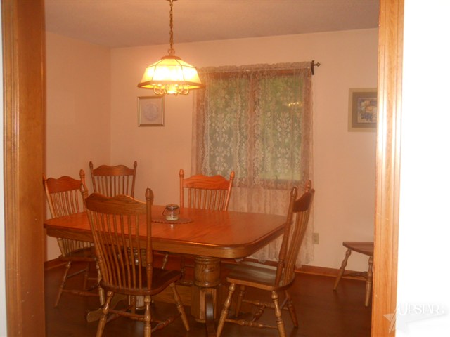 533 S Meridian Rd, Huntington, IN 46750 photo 17