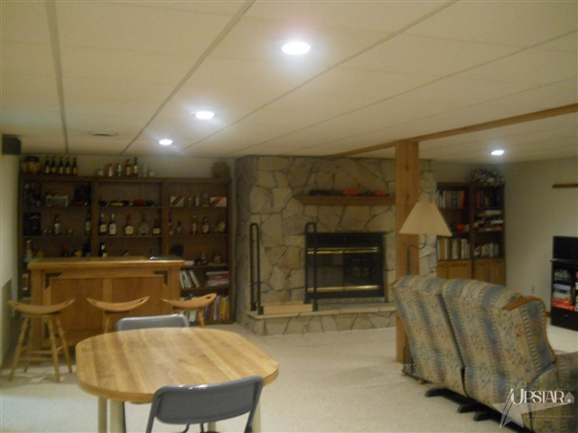 533 S Meridian Rd, Huntington, IN 46750 photo 2