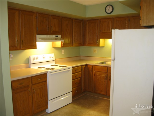 216 Lynfield Ct, Ossian, IN 46777 photo 5