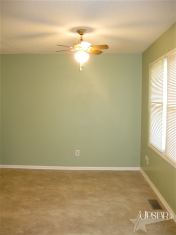 216 Lynfield Ct, Ossian, IN 46777 photo 7