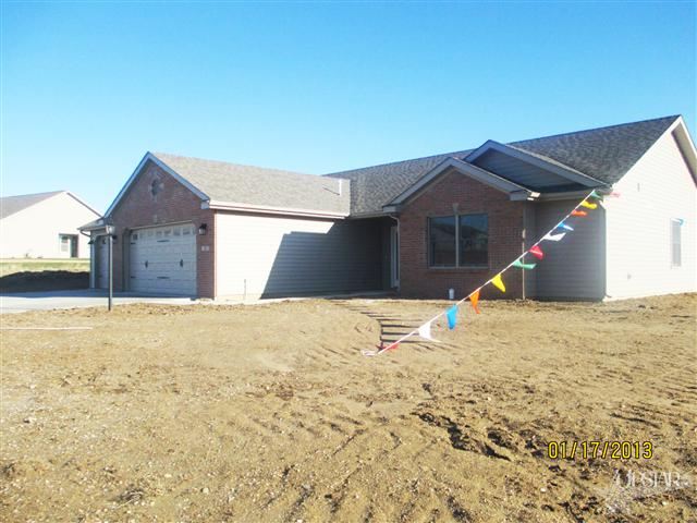 331 S Pumpkin Ridge Ct, Columbia City, IN 46725 photo 2