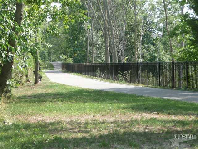 435 W Till Rd, Fort Wayne, IN 46825 photo 10