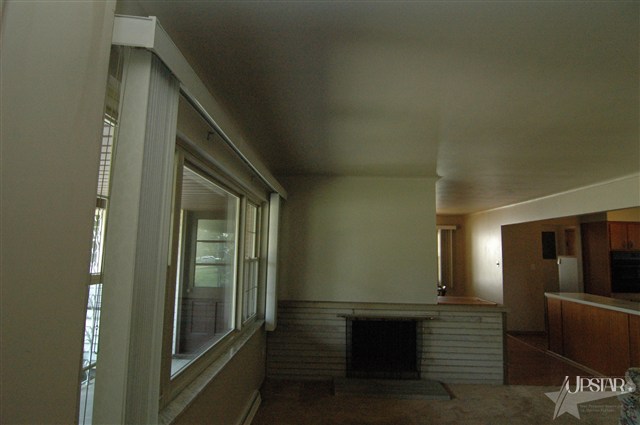 2606 Bolton Dr, Fort Wayne, IN 46805 photo 2