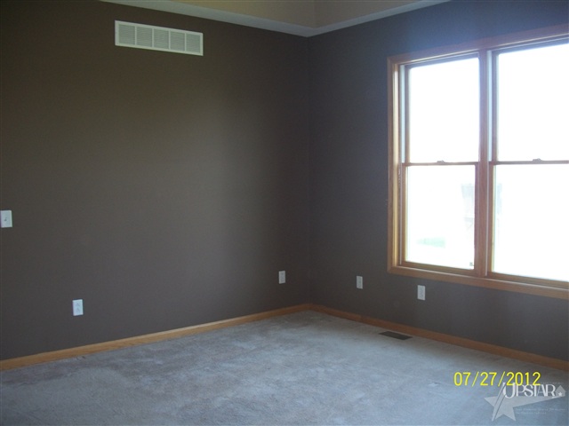 1106 Westfield Ct, Ligonier, IN 46767 photo 8