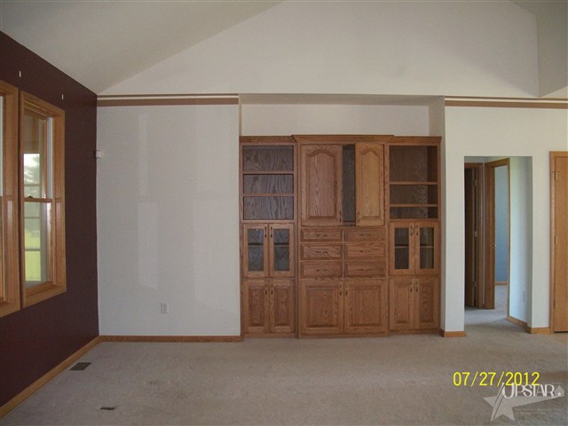 1106 Westfield Ct, Ligonier, IN 46767 photo 3
