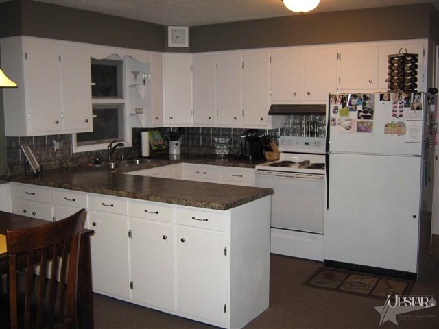 625 Riverview Dr, Bluffton, IN 46714 photo 5