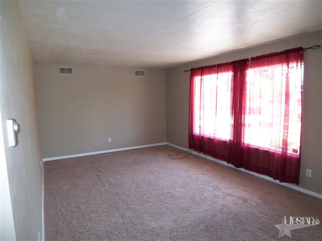 456 W Lenox Ave, Fort Wayne, IN 46807 photo 2