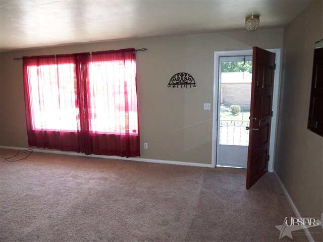 456 W Lenox Ave, Fort Wayne, IN 46807 photo 3
