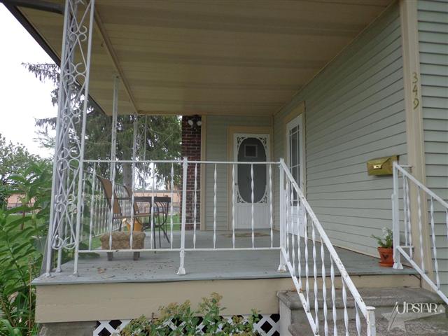 349 W 11th St, Auburn, IN 46706 photo 3