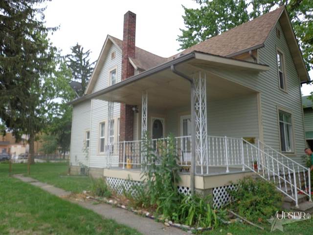 349 W 11th St, Auburn, IN 46706 photo 1