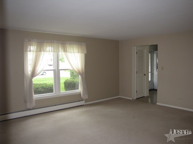 108 Zona Dr, Auburn, IN 46706 photo 2