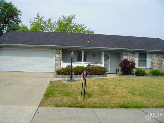 7728 Kettering Dr, Fort Wayne, IN 46816 photo 2