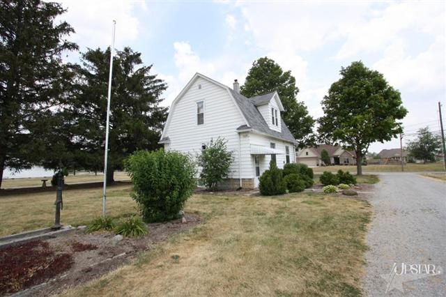 6921 Hazelett Rd, Fort Wayne, IN 46835 photo 2