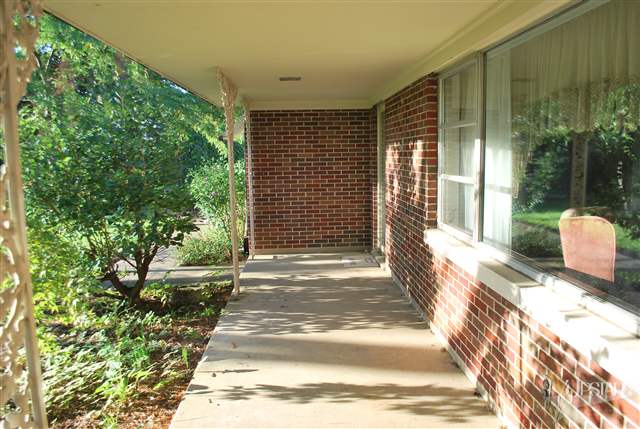 8646 Auburn Rd, Fort Wayne, IN 46825 photo 14