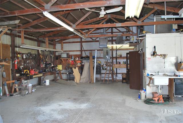 8646 Auburn Rd, Fort Wayne, IN 46825 photo 23