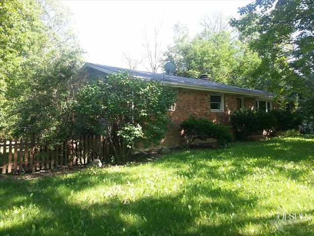 609 S Hadley Rd, Fort Wayne, IN 46804 photo 3