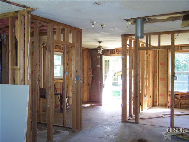 1015 Schirmeyer St, Decatur, IN 46733 photo 5
