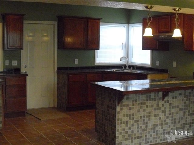 4828 Devonshire Dr, Fort Wayne, IN 46806 photo 3