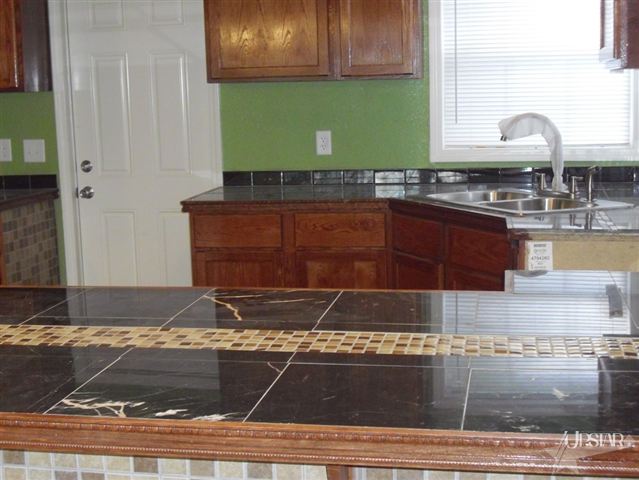 4828 Devonshire Dr, Fort Wayne, IN 46806 photo 4