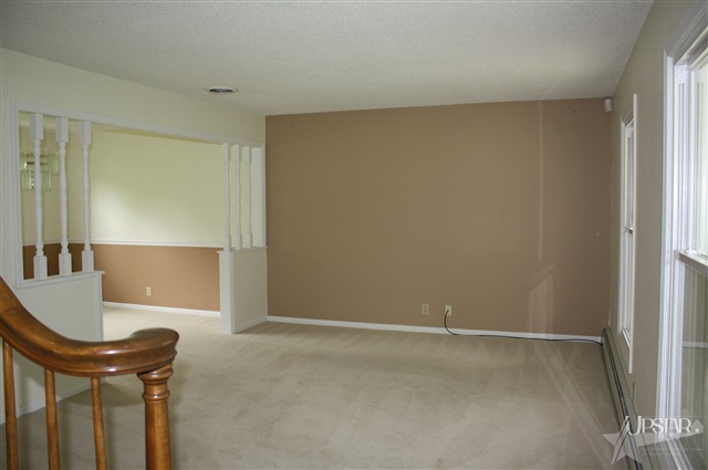 4331 Scokian Dr, Fort Wayne, IN 46835 photo 2
