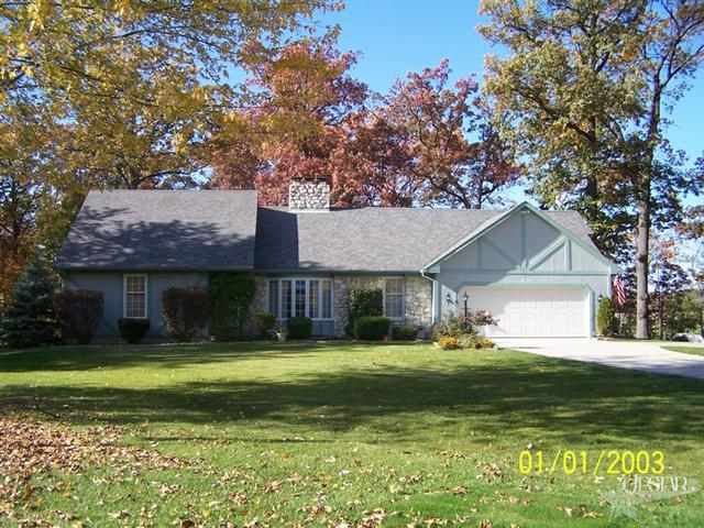 8032 Westwood Dr, Fort Wayne, IN 46818 photo 1