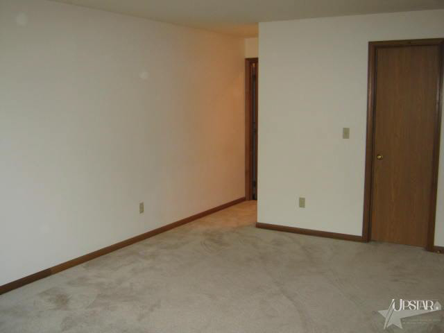 1544 N William Wells Cir, Bluffton, IN 46714 photo 2