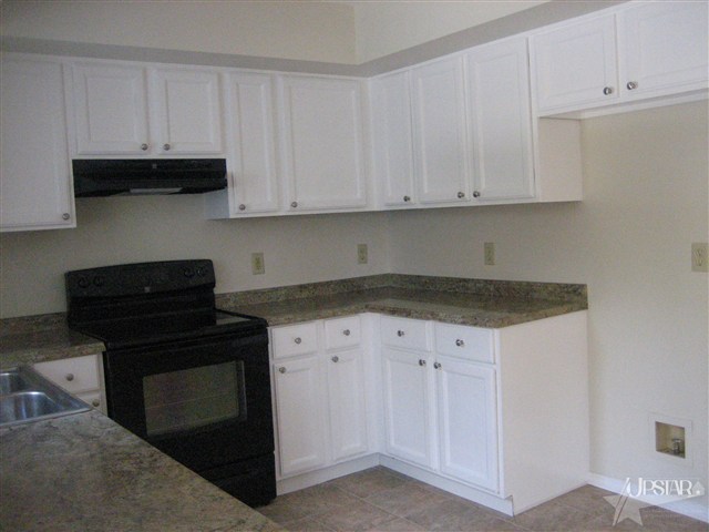 403 Sunset Ln, Decatur, IN 46733 photo 5