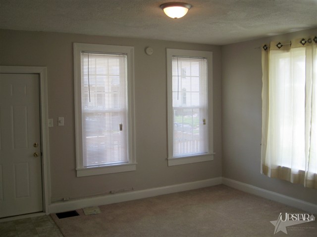 508 Lavina St, Fort Wayne, IN 46802 photo 3