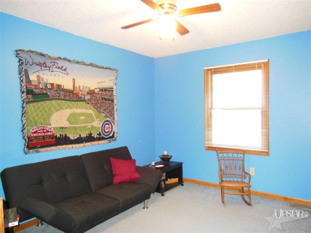 409 S Flint St, South Whitley, IN 46787 photo 8