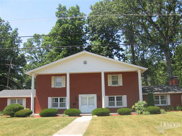 5422 Radcliffe Ct, Fort Wayne, IN 46806 photo 2