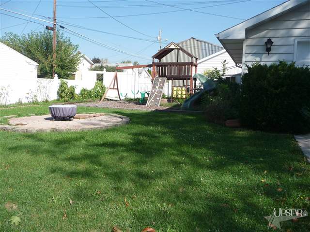 2003 Sherman Blvd, Fort Wayne, IN 46808 photo 3