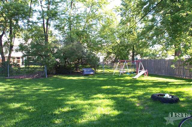 1735 Douglas Ln, New Haven, IN 46774 photo 3