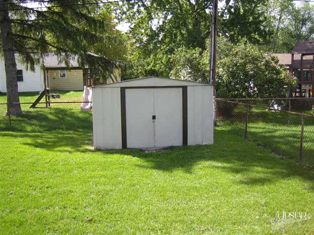 1817 Klug Dr, Fort Wayne, IN 46818 photo 7