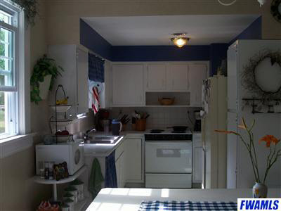 310 W Poplar St, South Whitley, IN 46787 photo 14