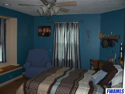 310 W Poplar St, South Whitley, IN 46787 photo 19